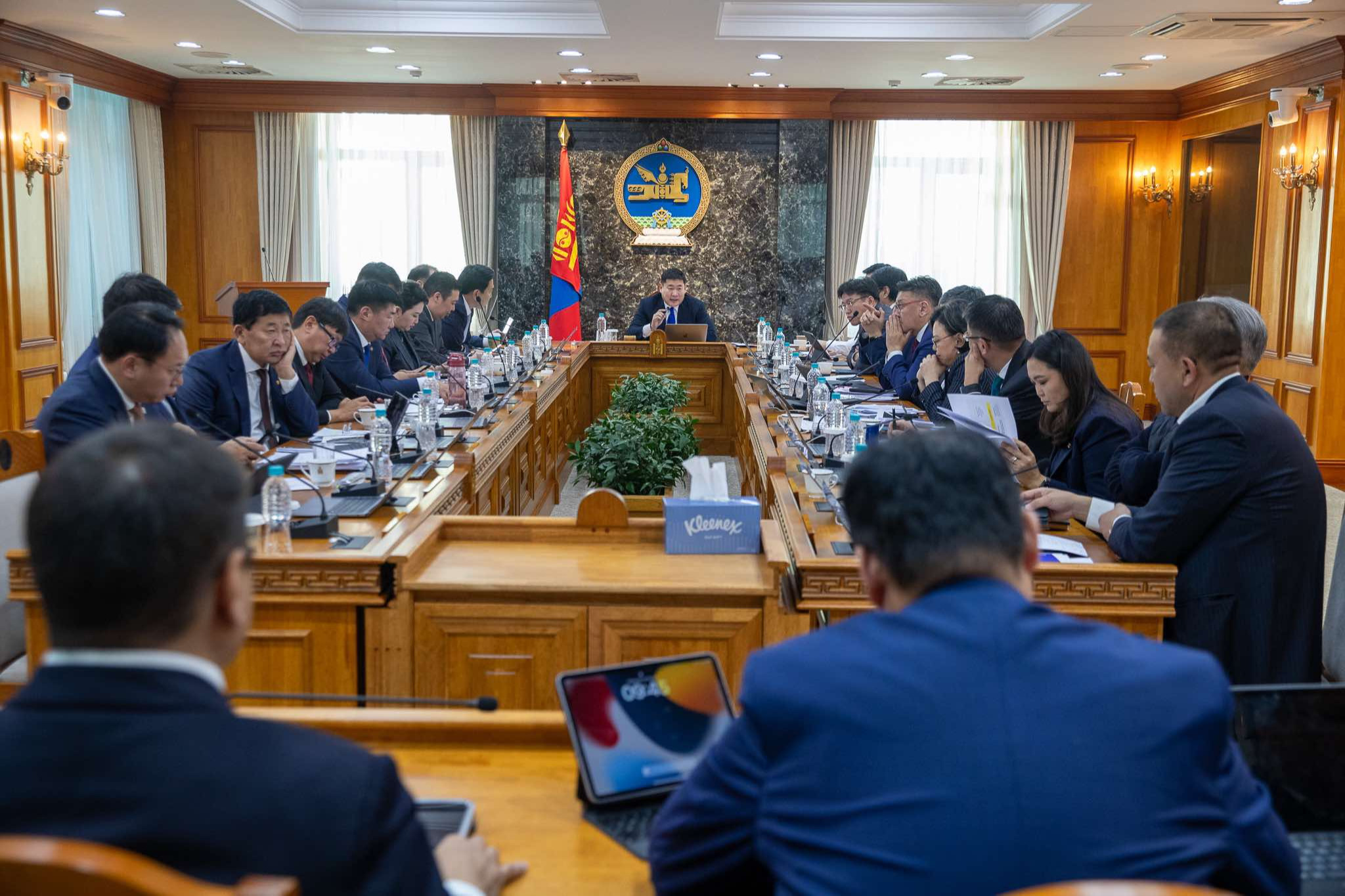 Засгийн газар өнөөдрийн хуралдаанаар дараах асуудлуудыг хэлэлцэнэ